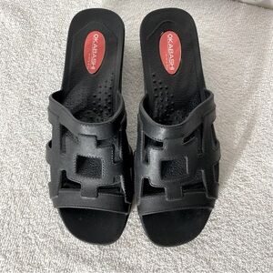 Okabashi Black Slip On wedge Sandals S 6.5
